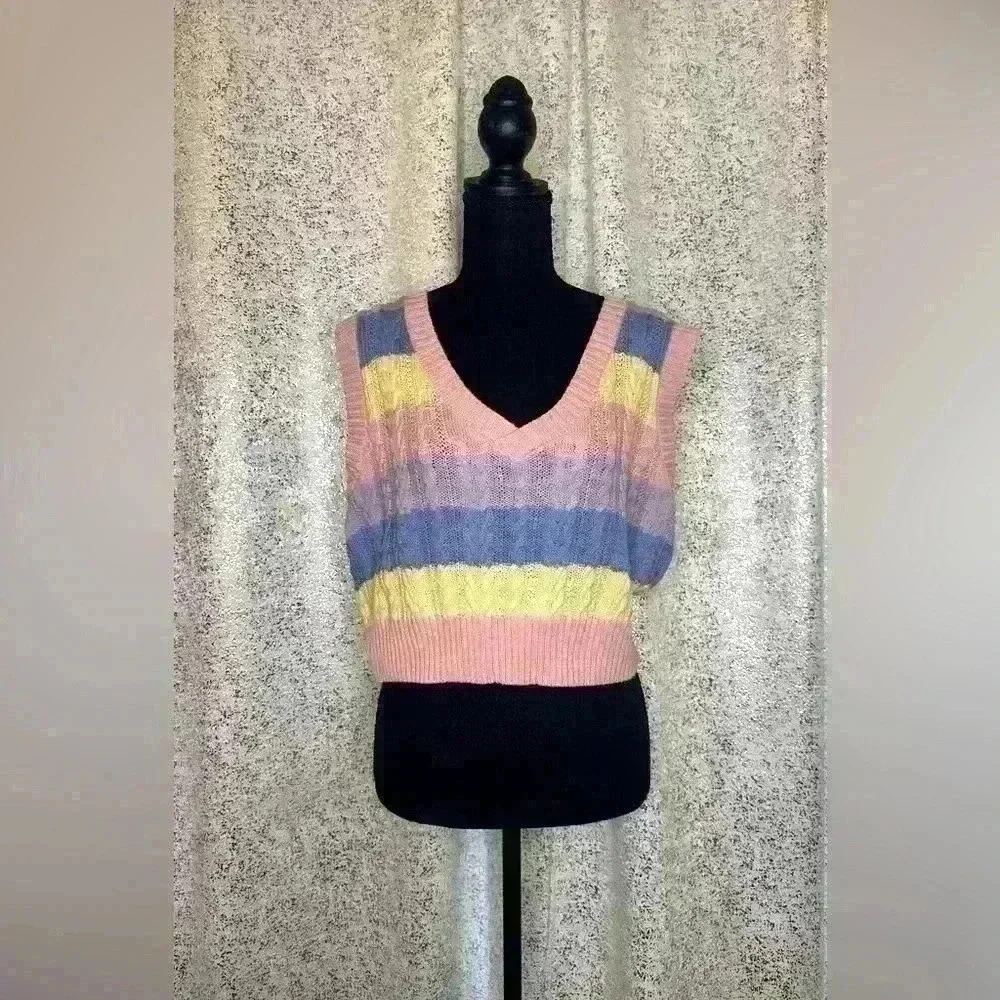 Never worn, cable Knitted Vest